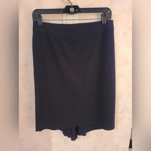INC ladies skirt - black - size 4